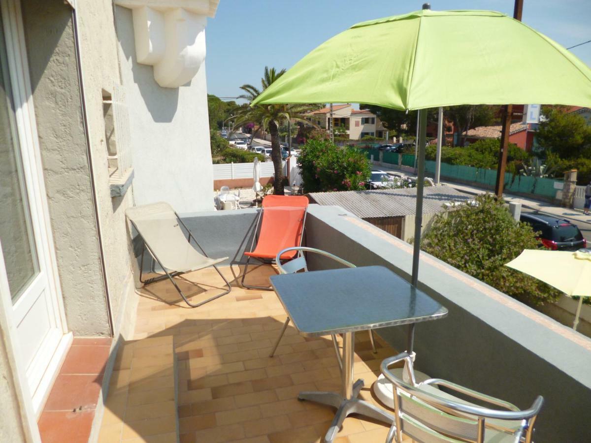 Hotel Le Calypso Hyères Exterior foto